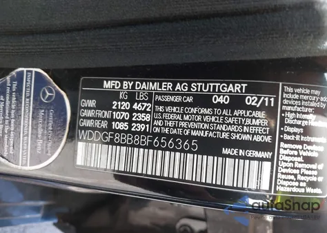 2011 Mercedes-Benz C 300 Luxury 4Matic/Sport 4Matic z USA, uszkodzony, nr VIN WDDGF8BB8BF656365